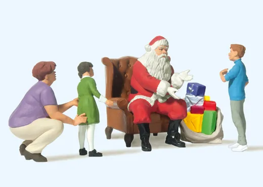 Weihnachtsmann in Sessel,  Mutter mit Kindern